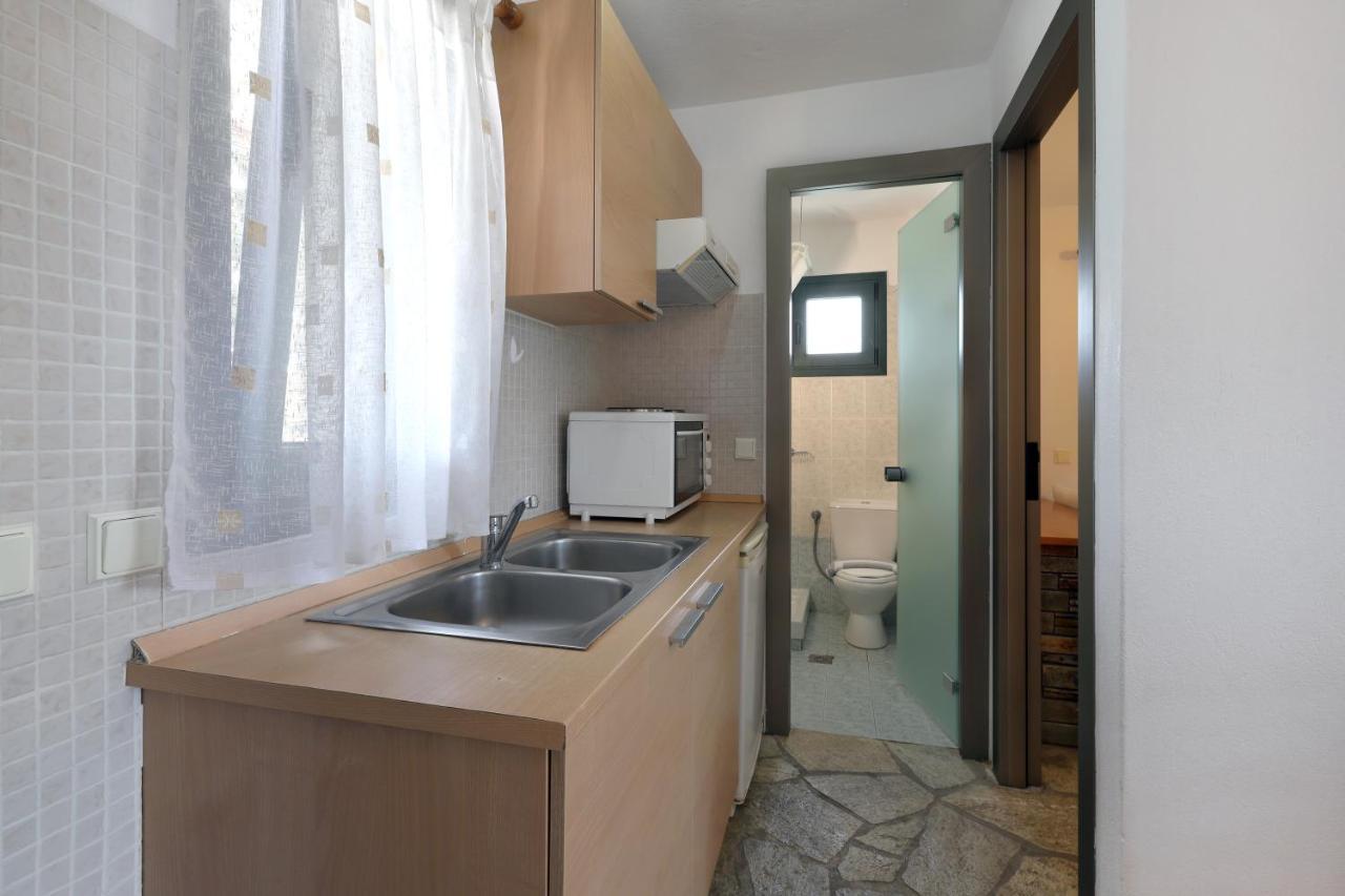 Maistrali Apartments 奥马斯帕纳吉亚斯 外观 照片