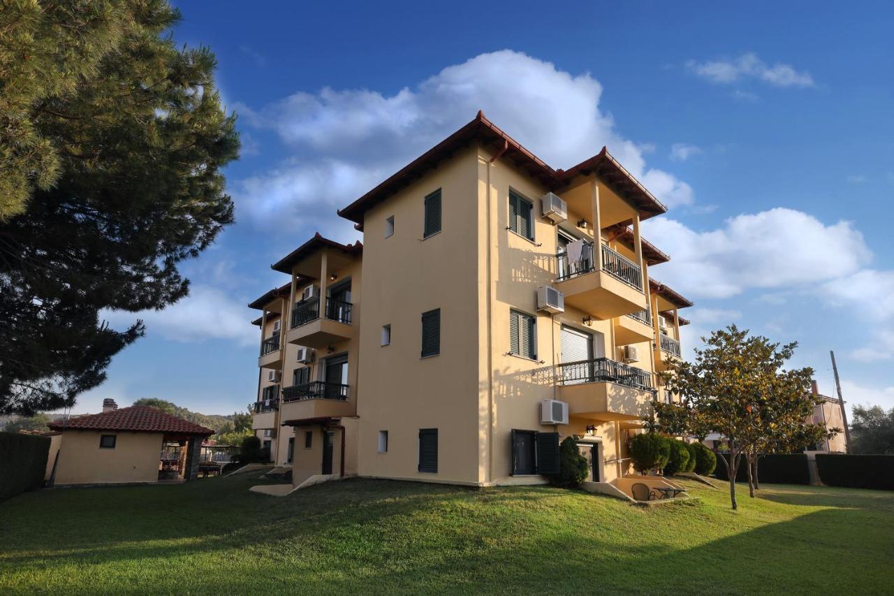Maistrali Apartments 奥马斯帕纳吉亚斯 外观 照片