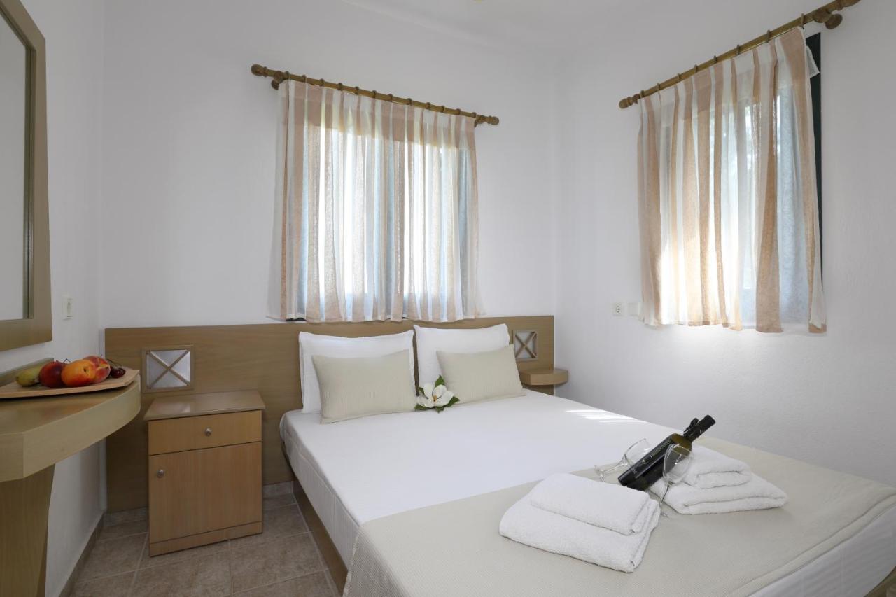 Maistrali Apartments 奥马斯帕纳吉亚斯 外观 照片