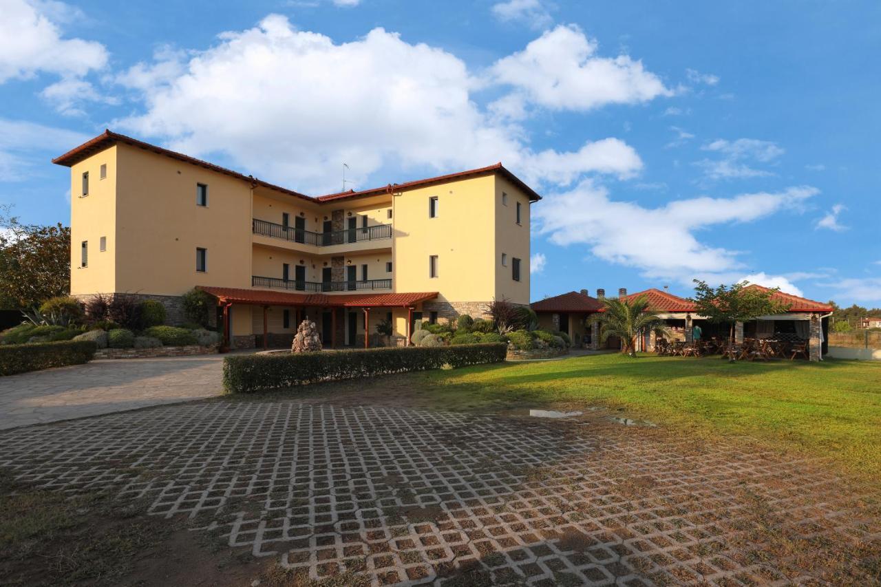 Maistrali Apartments 奥马斯帕纳吉亚斯 外观 照片